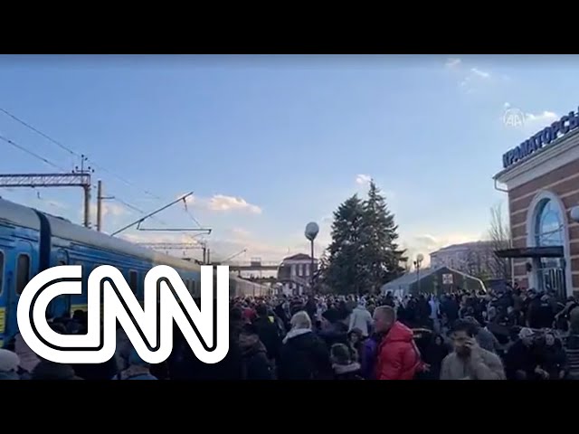 Ataque em estação de trem deixa 50 mortos no leste da Ucrânia | LIVE CNN