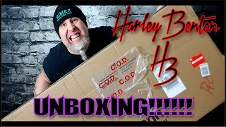 Video thumbnail for HARLEY BENTON SC-CUSTOM II BEST BUDGET GUITAR UNBOXING  Vintage Black  #harleybenton #unboxing by Steve Ricardo