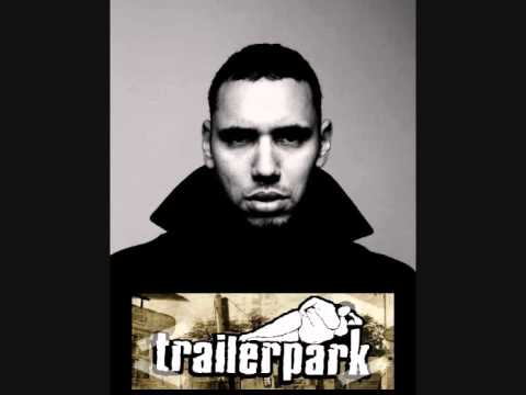 B-Tight feat. Trailerpark(Sudden, Pimpulsiv, DNP, Johnzen, Elch) - Aufm Trip