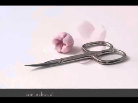 Un fiorellino super rapido in pasta di zucchero!