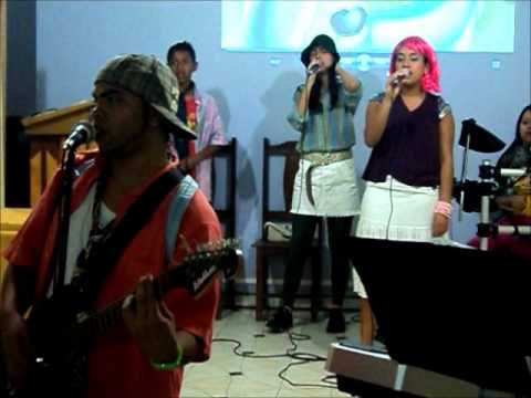 Quadrangular Vera Cruz.....B.H...M.G....04 Fevereiro 2012 - Louvorzão Brega - Mocidade em ação.