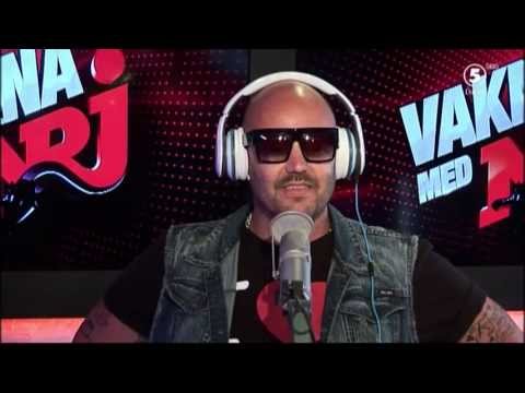 Jonas Hallberg försvarar speedos - VAKNA med NRJ