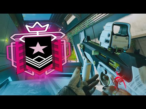 WHAT 9000 HOURS OF CONTROLLER CHAMPION RANKED LOOKS LIKE - Rainbow Six Siege Console Solar Raid