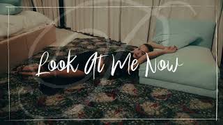 Musik-Video-Miniaturansicht zu Look At Me Now Songtext von Rita Ora