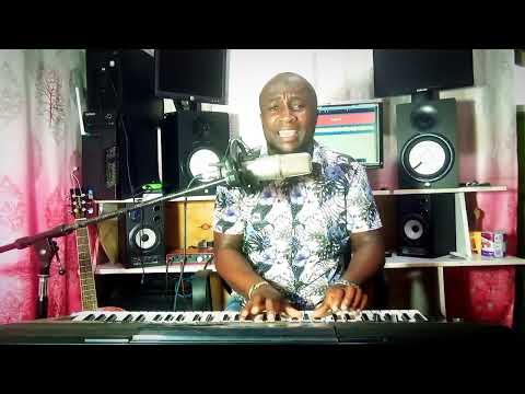Utúro wa Thííno...Cover by M.C Karanja wa Ng'endo...