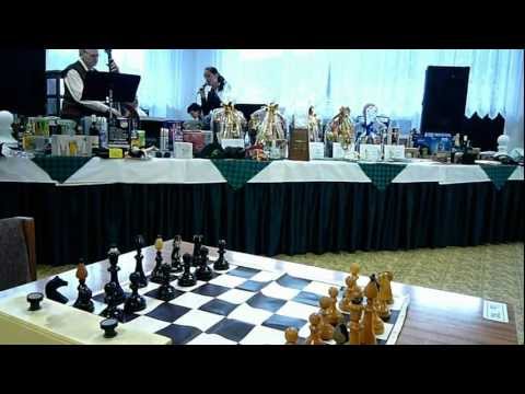 V-band Velké Losiny hraje při zahájení šachového turnaje