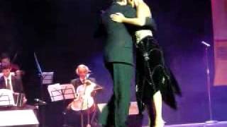 Daiana Guspero y Miguel Angel Zotto (30-Ago-10)