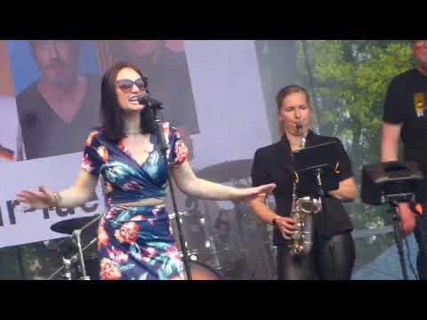 SuperStrut @Open Air GrammoFestival - HIGHLY COMPATIBLE