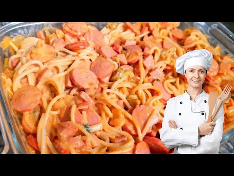 MACARRÃO COM SALSICHA E CREME DE LEITE.