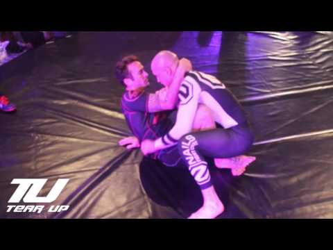 Tear Up: Luke Chamberlain vs Radoslaw Klecpzarek