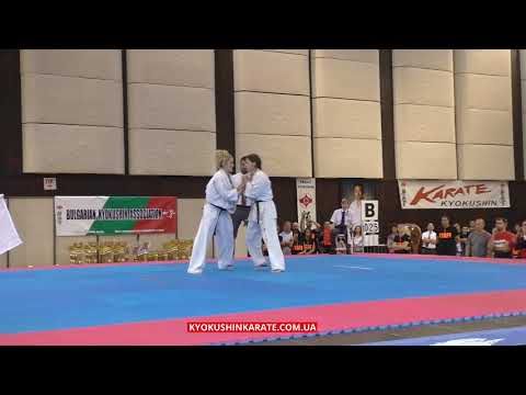 The 32 European Championship, 1/2 -65, Anastasiia Khripunova (Russia) - Maria Jasko (Poland, aka)