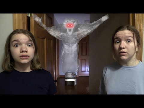 GHOST IN A BOX. (SCARY)