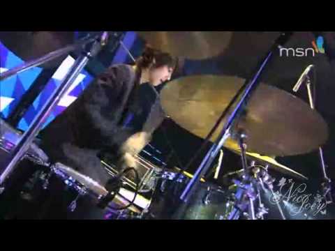 (120112) 第26回 Golden Disk Awards 2011 in OSAKA - デジタル音源 本賞(CNBLUE)