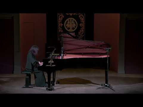 Esther Toledano interpreta a Ludovico en las candle light session teatro Ateneo de Madrid