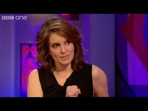 Tina Fey on Alec Baldwin and 30 Rock - Friday Night with Jonathan Ross - BBC One