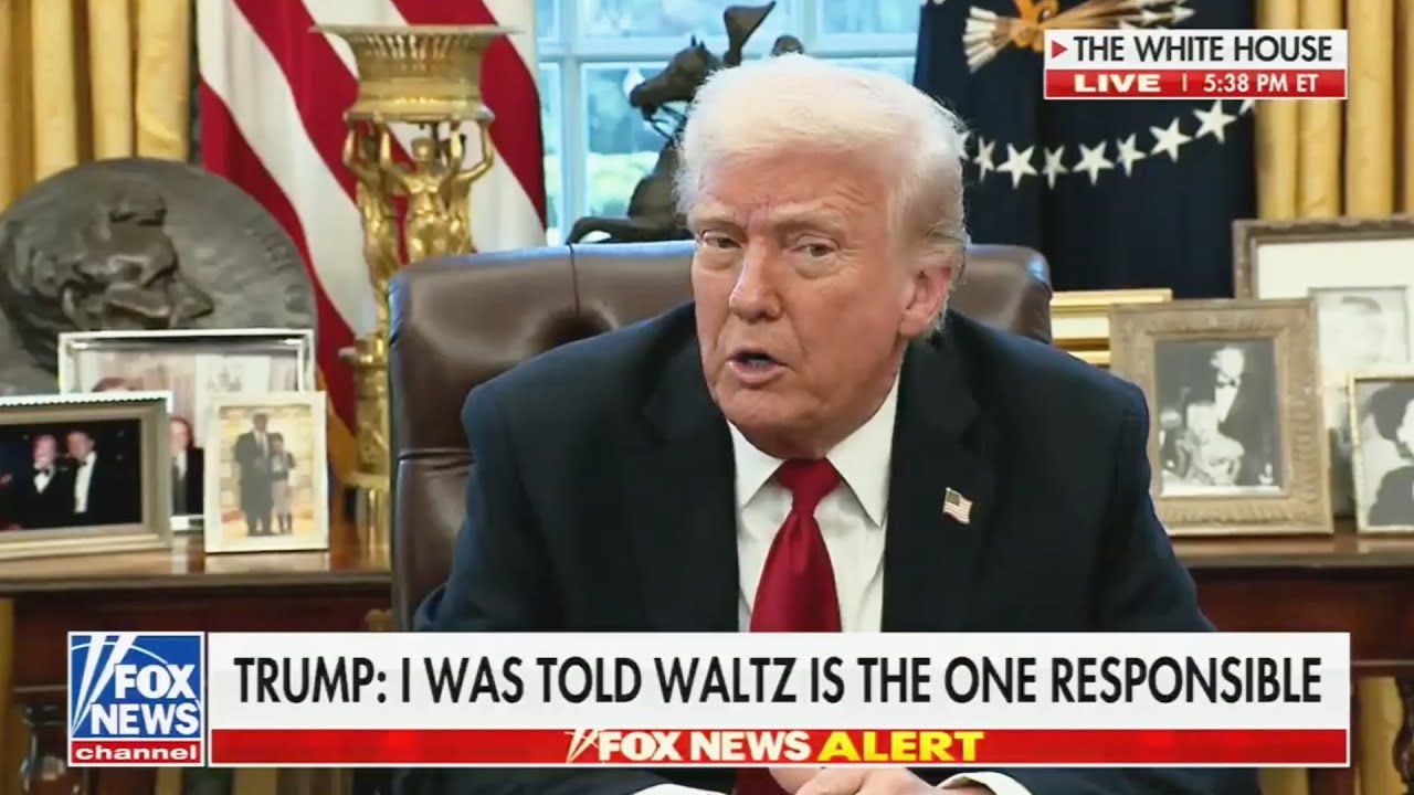 DISORIENTED Trump has NO IDEA, who's running the White House?