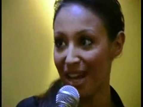 Amelle Berrabah : Interview (MTV Marktrock 2006)