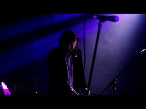 (Over & Over) The Chain - Black Mountain Live 2016.07.21 Montréal 12