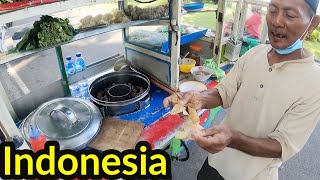 🇲🇨 I GOT HUSTLED BY $1 BAKSO IN BALI | INDONESIAN STREETFOOD HUNT