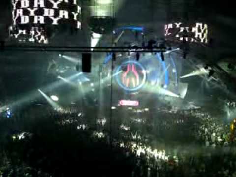 MAYDAY 2010 You Make My Day - Armin van Buuren Start