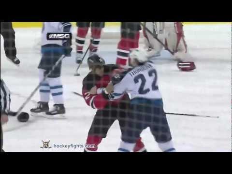 Chris Thorburn vs Mark Fraser Nov 5, 2011