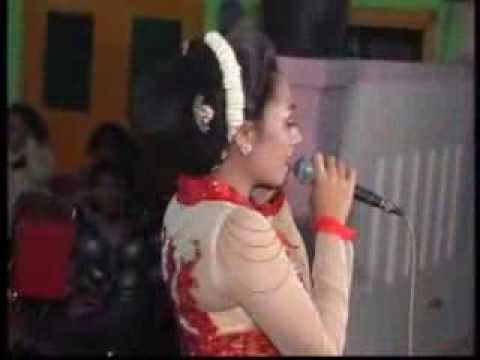 PALING GAYENG Cs AIRLANGGA Sragenan  - HANELONGSO ( Laras )