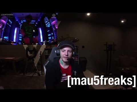 deadmau5 Reacts i_o Set