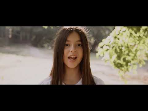 Riana Hodorog  -Daca alerg, alerg inspre Tine