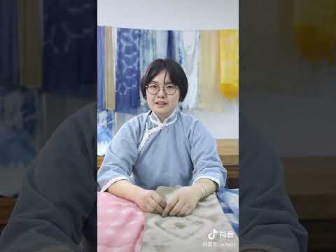 扎染，是织物在染色时部分结扎起来使之不能着色的一种染色方法，中国传统的手工染色技术之一。#非遗#绝活 #文化