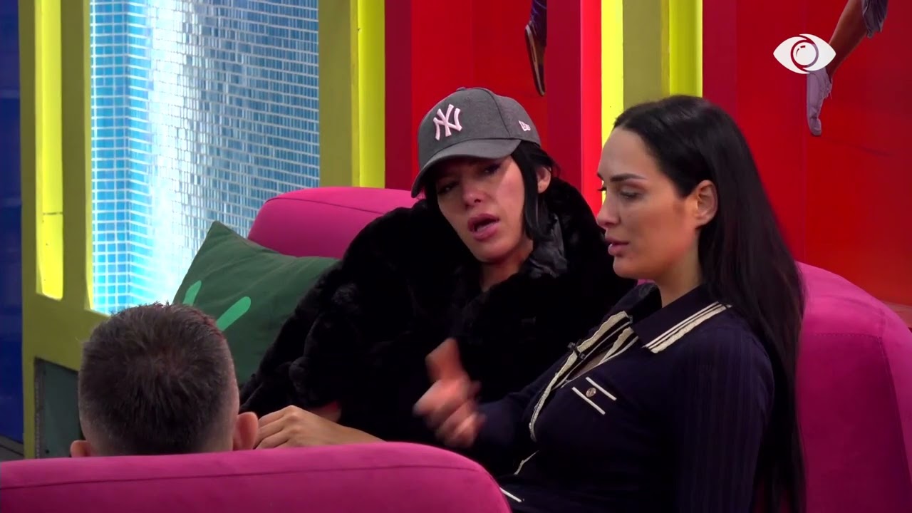 Romeo-Erjolës për Eglën: Më mirë të shkosh e t’i thuash se të qash