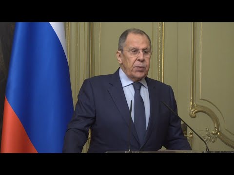 Russian foreign minister calls Macron's nuclear comment a 'threat' to Moscow | AFP