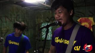 Happy Three Friends - Single Since Birth