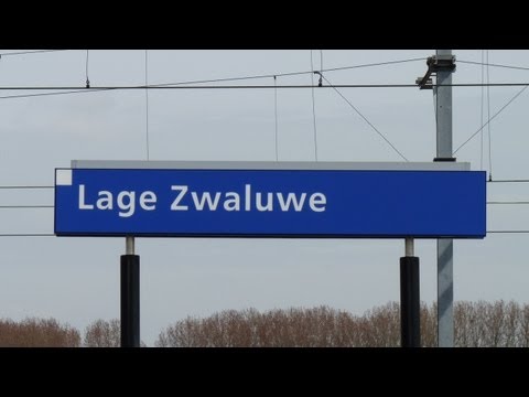 trains, treinen, trenler, Züge, station Lage Zwaluwe, 17-4-2013 deel 1 van 4.