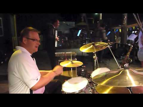 Zirka & Millenia  -  Zakuvala