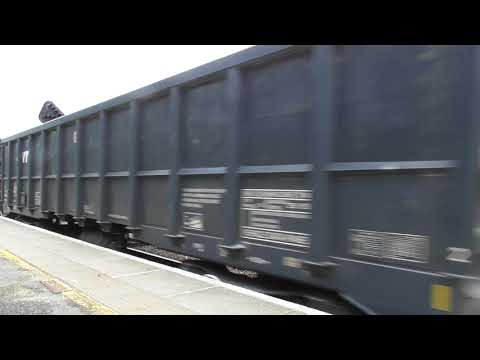 GBRf 66789 leaving Tonbridge!