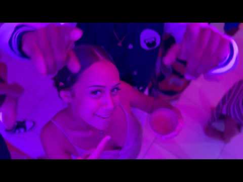 JYB - MES COUILLES SUR LA TABLE ( CLIP OFFICIEL)