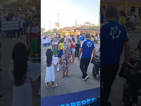 Estudantes se organizando pra mais um desfile de 7 de setembro em Floresta-pe Brasil 2026