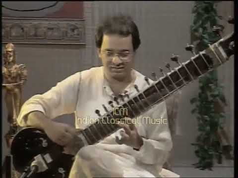 Pt. Nayan Ghosh Playing Sitar And Tabla || Amazing || #icmtabla #viral