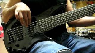 Video thumbnail for Ibanez SR706  Bass by universalrenote