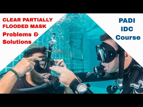 Clearing Mask Scuba Diving 🥽Partially Flooded - Problems Solutions • PADI IDC Course