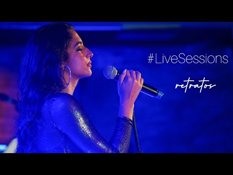 Live Sessions : Julia Joia - Retratos