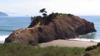 preview picture of video 'Battle Rock; Port Orford, Oregon'
