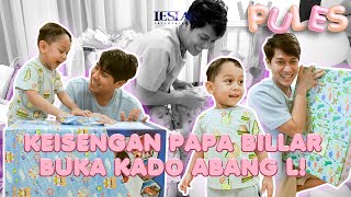 Download lagu PULES : PAPA BILLAR & ABANG L BUKA KADO YANG GAK HABIS - HABIS, ISINYA KESUKAAN ABANG SEMUA!! mp3