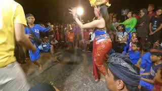 Download lagu LGM ( Lemuh Goyang Mengegol ) mp3