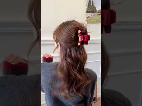 10s Aesthetic Half-Updo! ✨ Achieving the Trendy "Feathered" Look with a Red Furry Clip.#hairstyle