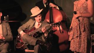 Anna Cecilia - "I'm Gonna Sit Right Down And Write Myself A Letter" (Live at SOUTH)