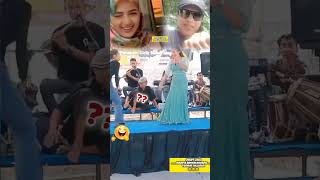 Download lagu What's viral 😆😂 Cute shorts. Miss Selendang dancing cutely while taking off her sandals mp3 Download lagu What's viral 😆😂 Cute shorts. Miss Selendang dancing cutely while taking off her sandals mp3