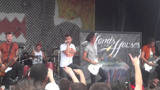Hands Like Houses - Don&#39;t Look Now, I&#39;m Being Followed. Act Normal. HD (Live at Warped Tour 2013 Tor