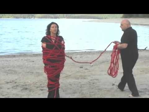 Irmingard Beirle Roter Faden.mov