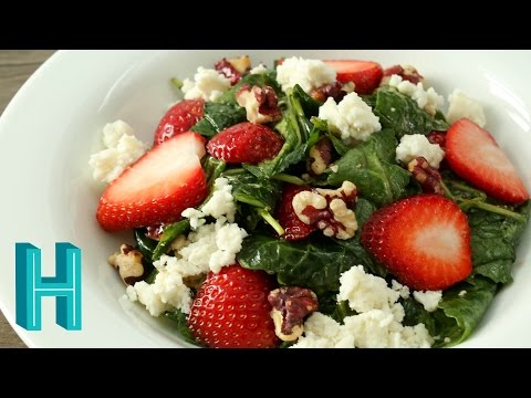 如何製作草莓甘藍沙拉 | Hilah Cooking (How to Make Strawberry Kale Salad |  Hilah Cooking)